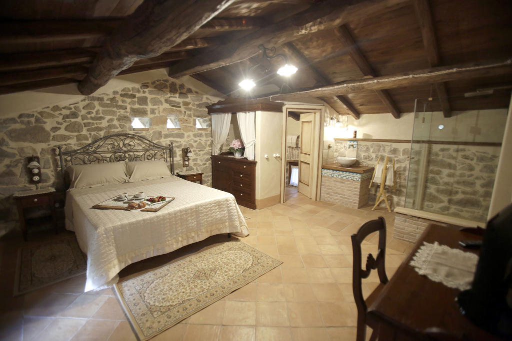 La Locanda Del Ruspante Castro dei Volsci Δωμάτιο φωτογραφία